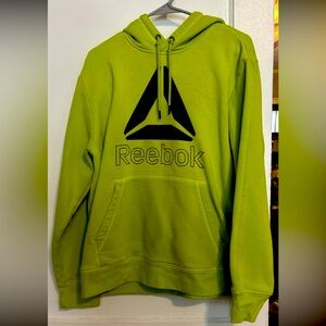 Men’s size LG worn 2-3 times if that. No spots nor stains. Nice color to it!